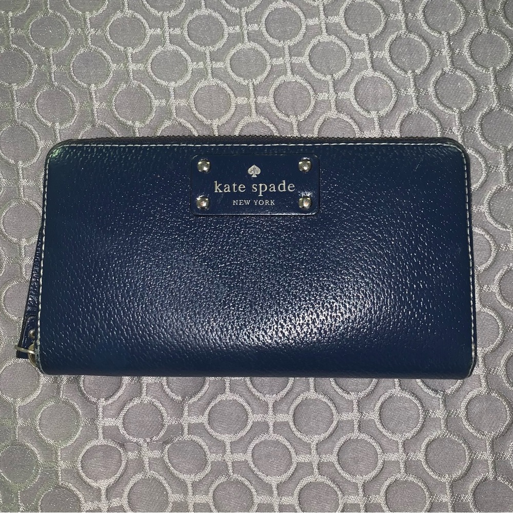 kate spade Neda Navy Blue Leather Wallet Excellent Condition